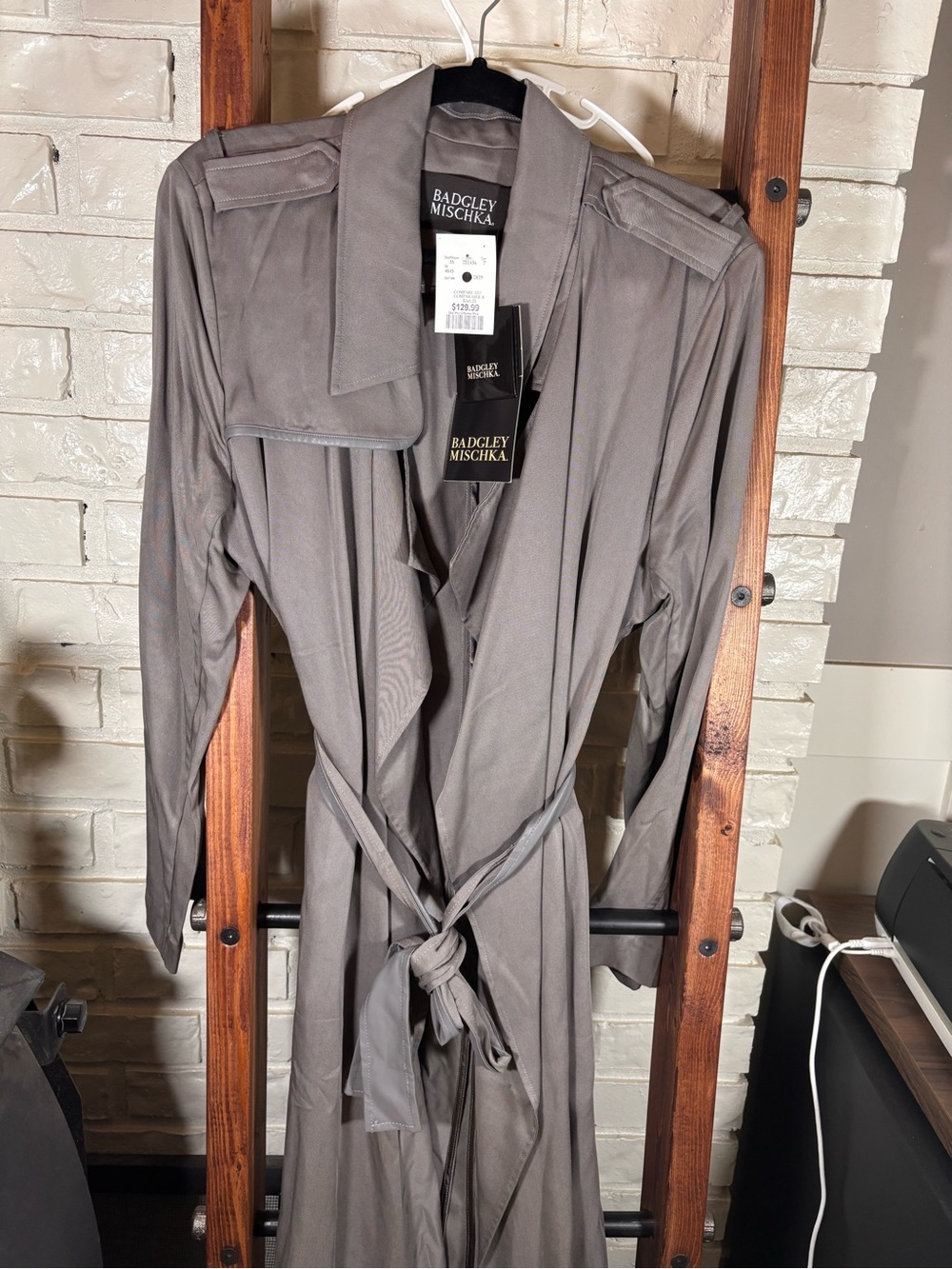 BNWT Badgley Mischka Women's XL Trench Coat